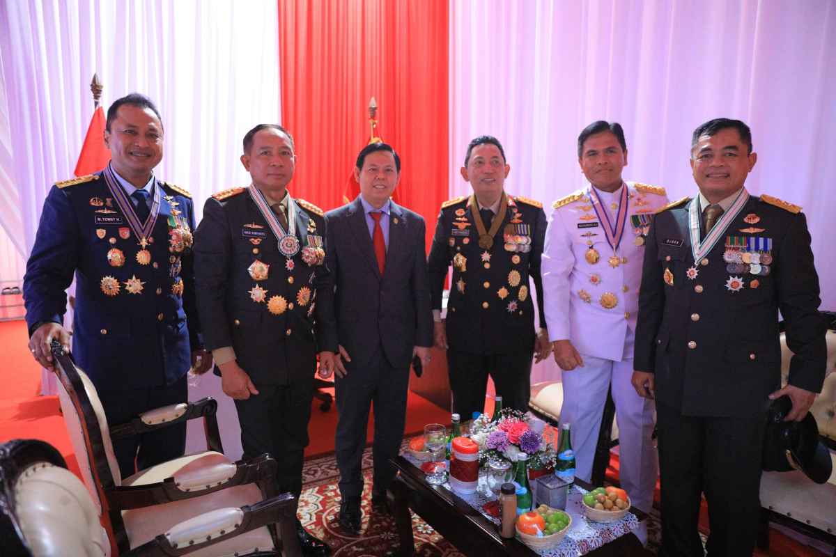Hadiri HUT TNI ke 79, Sultan: Bangga Lihat Modernisasi Alutsista TNI