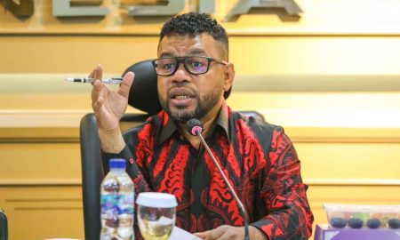 Senator Filep: Perlindungan Guru Sejalan Dengan Penegakan Keadilan