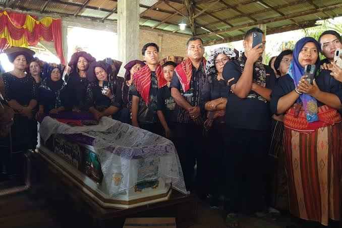 Koalisi Masyarakat Sipil Desak Adili Anggota TNI Penyerang Warga di Deli Serdang dan Revisi UU Peradilan Militer Koalisi Masyarakat Sipil Desak Adili Anggota TNI Penyerang Warga di Deli Serdang dan Revisi UU Peradilan Militer