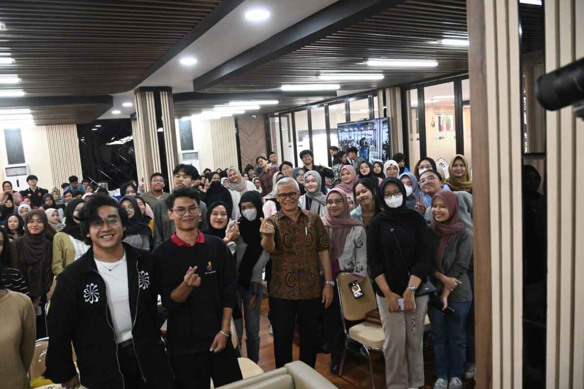Aria Bima Tekankan Pentingnya Peran Akademisi dan Mahasiswa untuk Hasilkan Pemilu Berkualitas Aria Bima Tekankan Pentingnya Peran Akademisi dan Mahasiswa untuk Hasilkan Pemilu Berkualitas