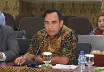 Serang Kebijakan PPN 12%, Ali Zamroni:  PDIP Harus Tegas, Oposisi Atau Koalisi