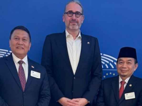 Fraksi PKS Minta Uni Eropa Gunakan Powernya Untuk Mendukung Palestina Merdeka Fraksi PKS Minta Uni Eropa Gunakan Powernya Untuk Mendukung Palestina Merdeka