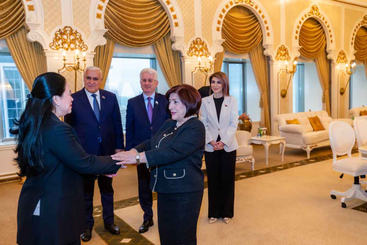 Jelang Forum Parlemen se-Asia, Puan Bertemu Ketua DPR Azerbaijan Bahas Pemberdayaan Perempuan di Politik Jelang Forum Parlemen se-Asia, Puan Bertemu Ketua DPR Azerbaijan Bahas Pemberdayaan Perempuan di Politik
