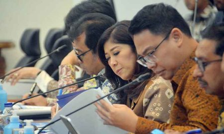 Komdigi Bahas Aturan Baru Akses Mendsos Untuk Anak
