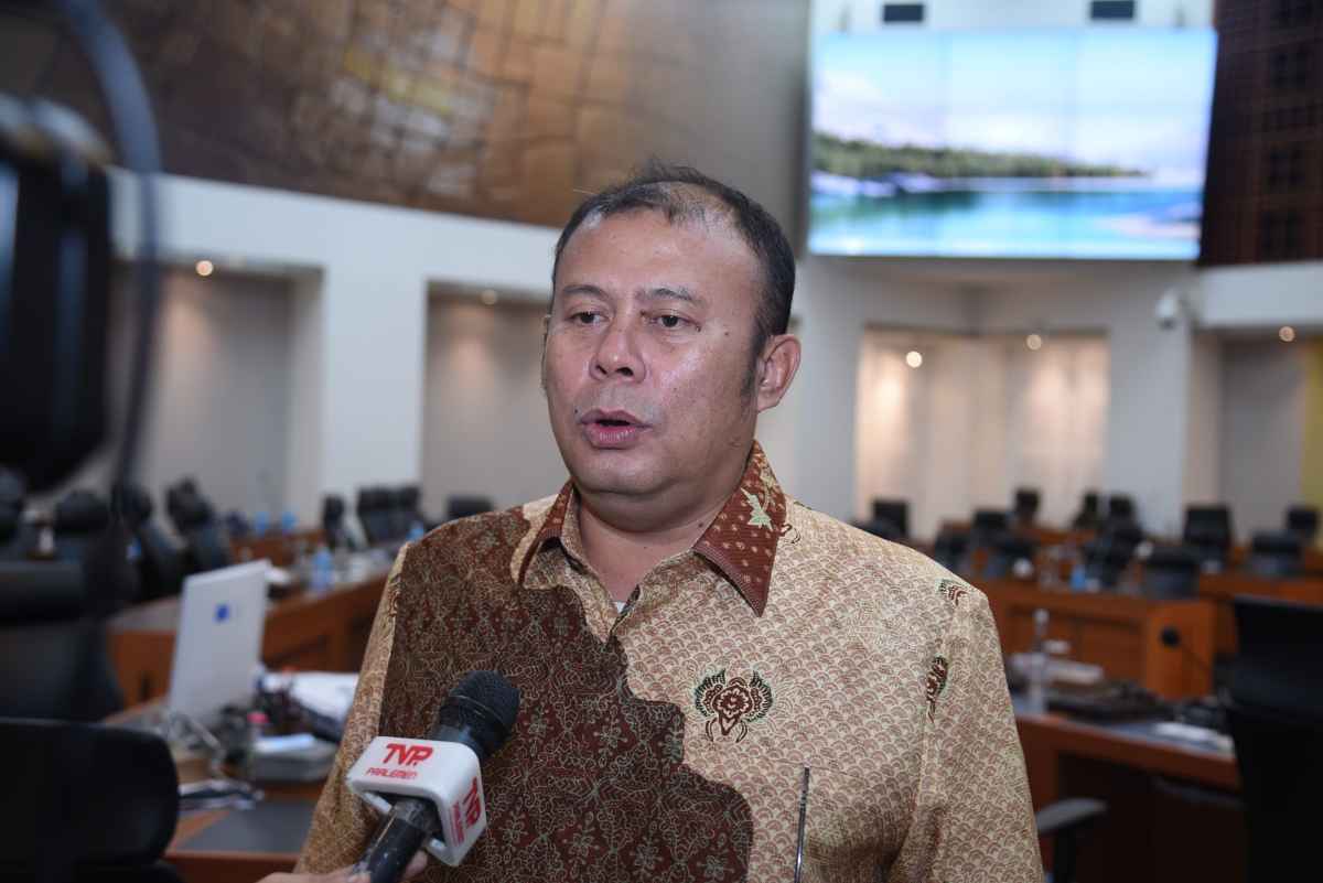 Siswa Terancam Gagal SNBP Buntut Sekolah Lalai, Waka DPR: Jangan Pupus Mimpi Anak-Anak