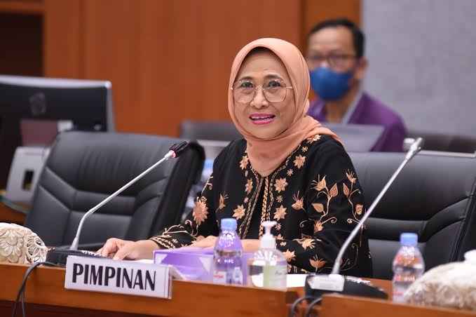 Hetifah Bangga Indonesia Juara di Thailand Masters 2025: Kita Terus Berkomitmen Dukung Prestasi Atlet Nasional Hetifah Bangga Indonesia Juara di Thailand Masters 2025: Kita Terus Berkomitmen Dukung Prestasi Atlet Nasional