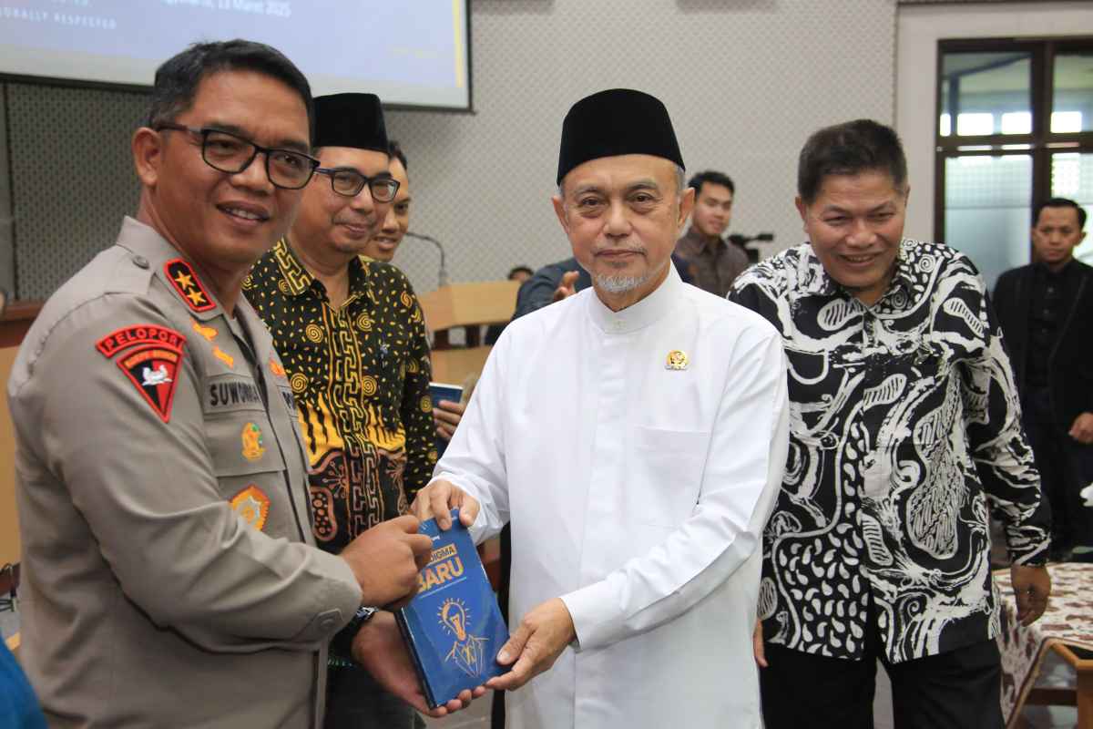 Tamsil Linrung: Reformasi Polri Harus Serap Spirit Hoegeng Tamsil Linrung: Reformasi Polri Harus Serap Spirit Hoegeng