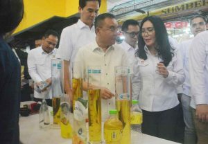 Dasco Sidak MinyaKita di Pasar Kramat Jati Jaktim