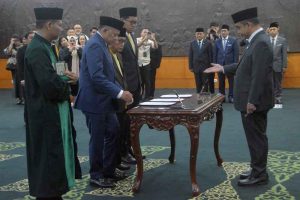 Pimpinan MPR RI Lantik 5 Anggota Pengganti Antar Waktu MPR