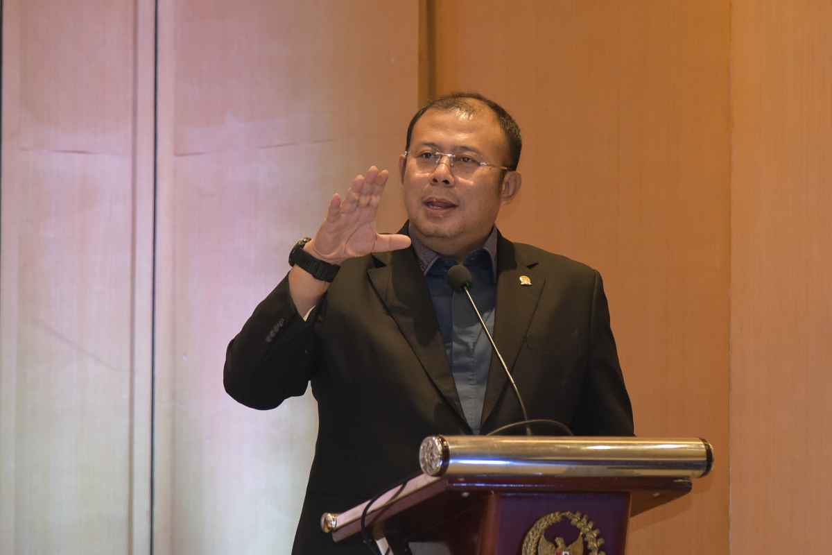 Waka DPR Cucun Syamsurijal Apresiasi Insentif Mudik Lebaran, Ingatkan THR Pekerja Segera Dibayar Waka DPR Cucun Syamsurijal Apresiasi Insentif Mudik Lebaran, Ingatkan THR Pekerja Segera Dibayar