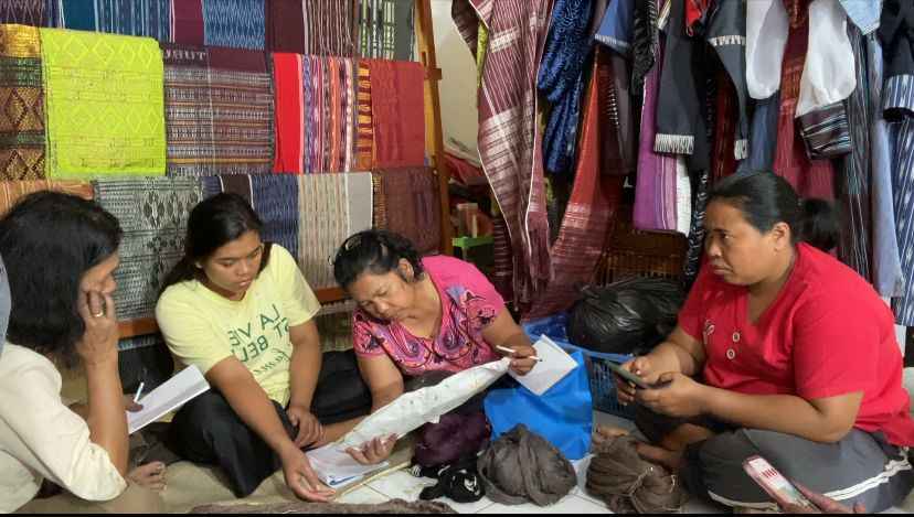Berkat Program Klasterkuhidupku BRI, UMKM Kerajinan Tenun Ulos Sukses Berdayakan Kaum Wanita
