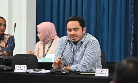Raker Dengan Mendagri, Ahmad Irawan Desak Bubarkan DKPP