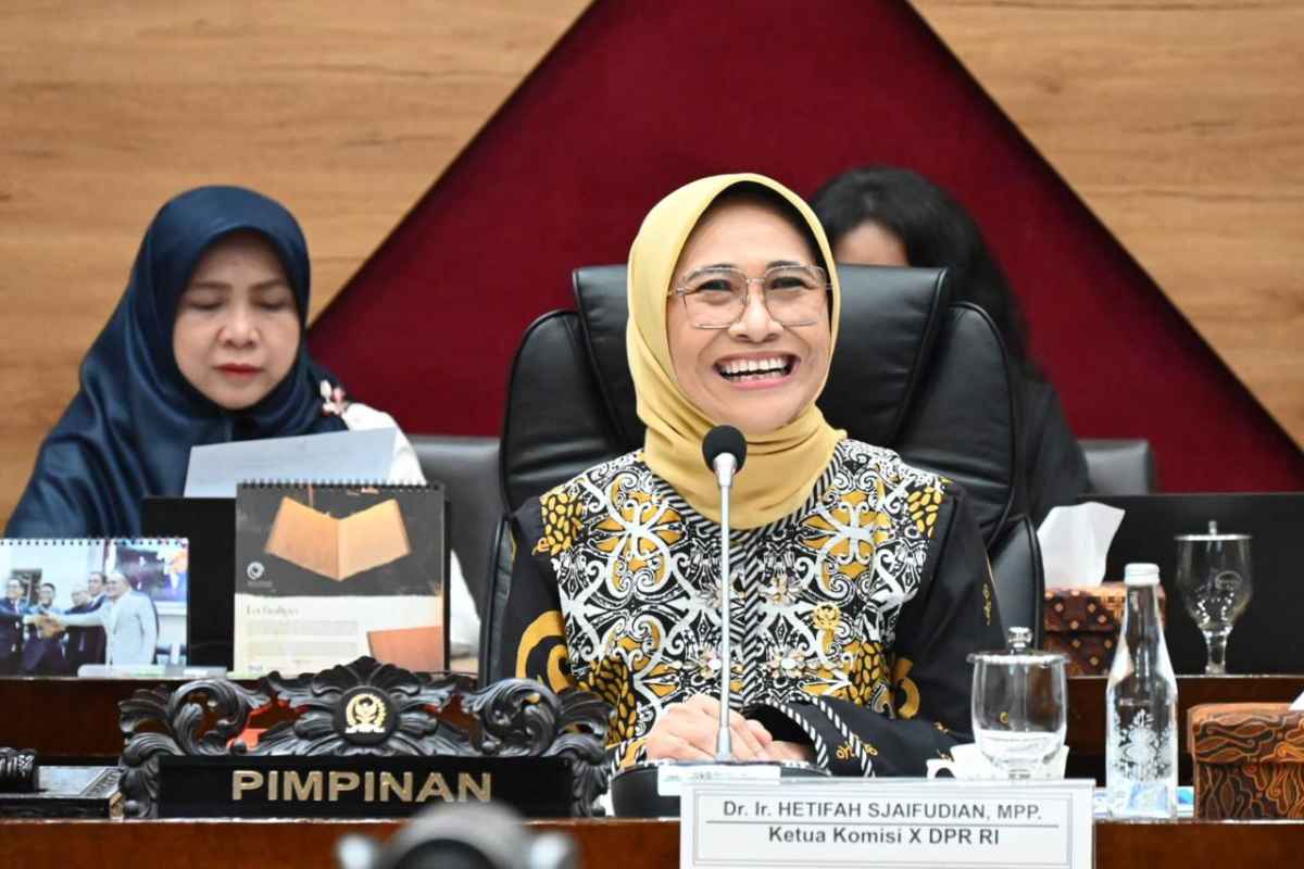 Ketua Komisi X DPR Usul Reformasi Alokasi Dana Pendidikan untuk Laksanakan Pendidikan Dasar dan Menengah Gratis