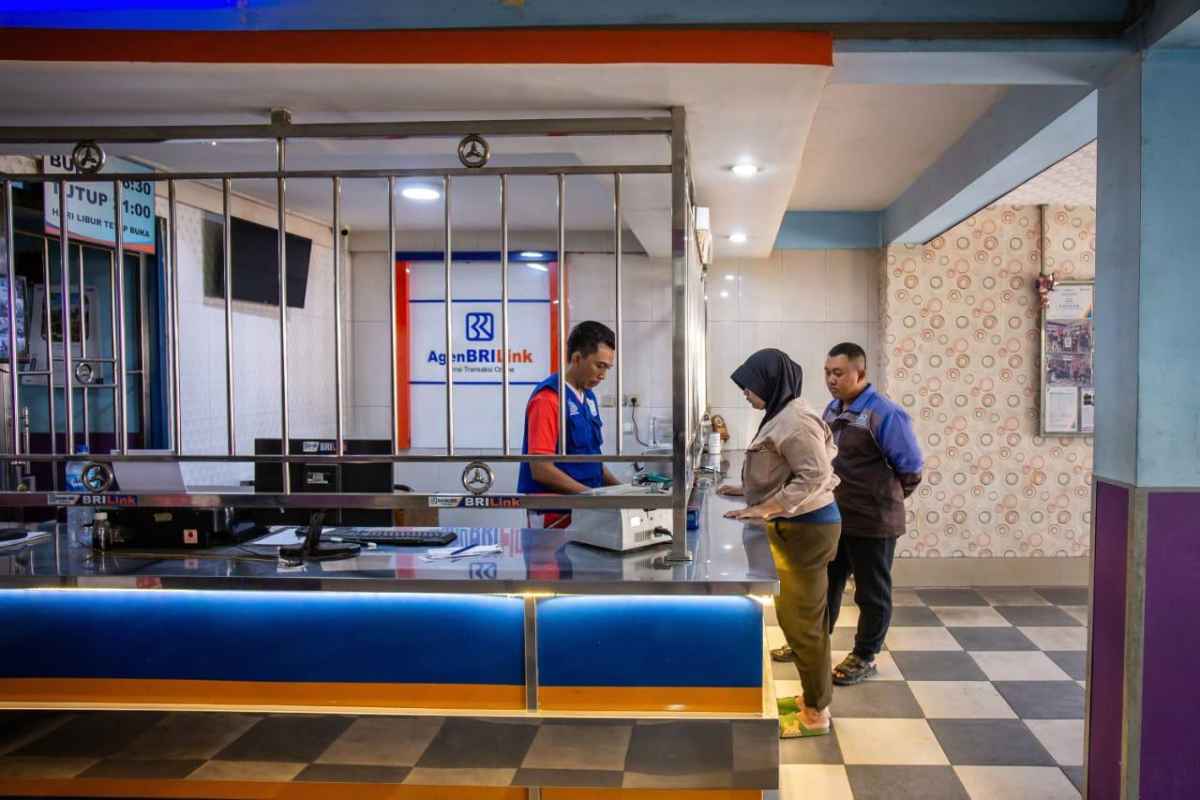 Libur Panjang, BRI: Semua Layanan Aktif, Termasuk 1,19 Juta AgenBRILink dan 742 Ribu Jaringan E-Channel Libur Panjang, BRI: Semua Layanan Aktif, Termasuk 1,19 Juta AgenBRILink dan 742 Ribu Jaringan E-Channel