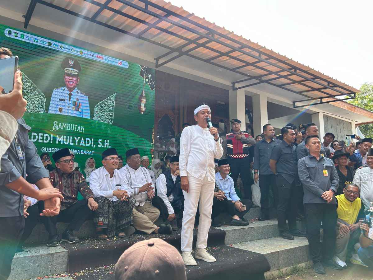 KDM Kunjungi Pesantren Al-Mizan Wanajaya: Kiai Harus Jadi Penjaga Bumi
