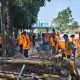 DLH Kota Tangerang Bongkar TPS Liar DLH Kota Tangerang Bongkar TPS Liar