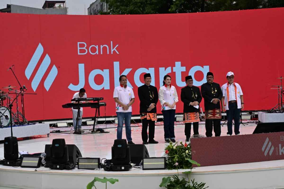 Gubernur Pramono Anung Umumkan Bank DKI Menjadi Bank Jakarta Gubernur Pramono Anung Umumkan Bank DKI Menjadi Bank Jakarta
