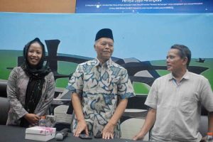 Diskusi Dialektika Demokrasi "Strategi Timwas Haji Menaikkan Standar Layanan dan Keselamatan Jamaah" Diskusi Dialektika Demokrasi "Strategi Timwas Haji Menaikkan Standar Layanan dan Keselamatan Jamaah"