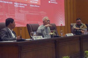 Dialektika Demokrasi Tema "Spirit Conefo dan Relevansinya Dengan Masa Kini"