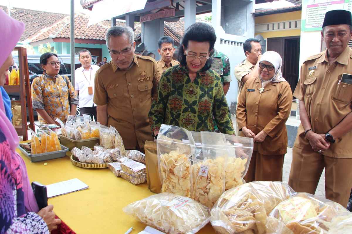 Temui UMKM, GKR Hemas: Pemerintah Perlu Ciptakan Ekosistem Ekonomi Lokal