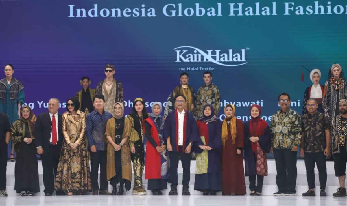Perkuat Ekosistem Halal: IGHF Hantarkan Indonesia Pimpin Modest Fashion di SGIE Report Perkuat Ekosistem Halal: IGHF Hantarkan Indonesia Pimpin Modest Fashion di SGIE Report