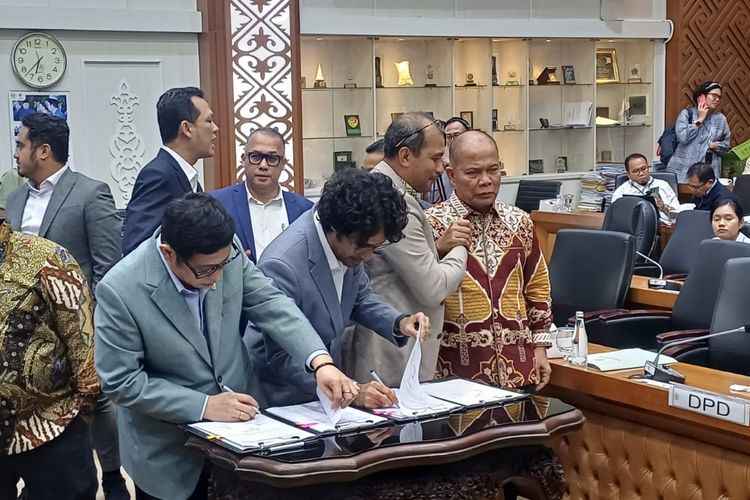 DPR dan Pemerintah Sepakati 67 RUU Masuk Prolegnas 2026 Termasuk RUU Perampasan Aset dan RUU Polri DPR dan Pemerintah Sepakati 67 RUU Masuk Prolegnas 2026 Termasuk RUU Perampasan Aset dan RUU Polri