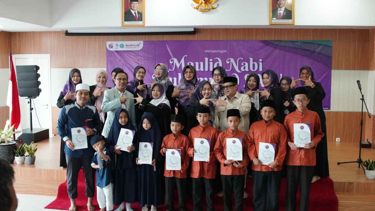 BPJPH Peringati Maulid Nabi Diramaikan Santunan Anak Yatim