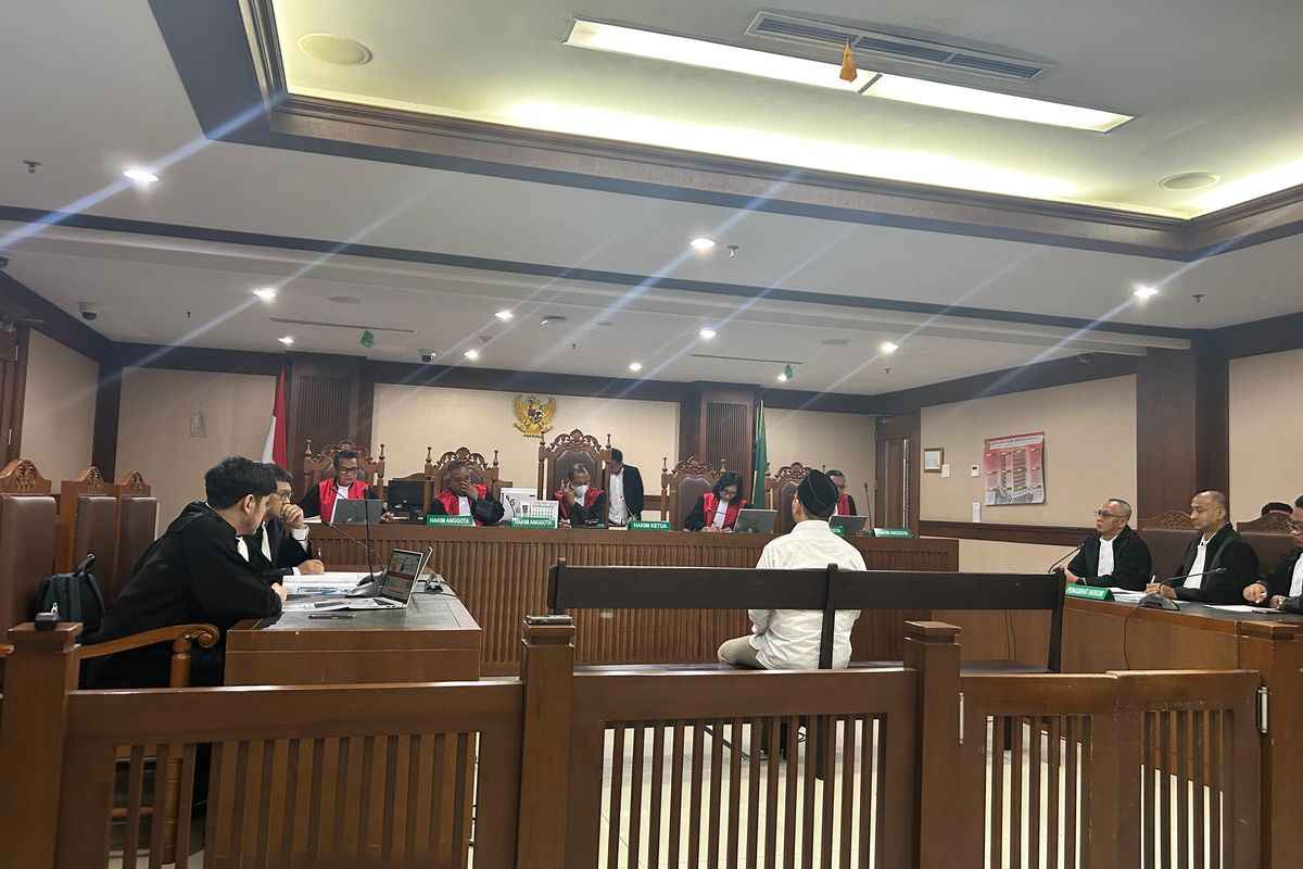 Kasus Jual Beli Gas PGN-IAE, Danny Praditya Didakwa Rugikan Negara Rp246 Miliar Kasus Jual Beli Gas PGN-IAE, Danny Praditya Didakwa Rugikan Negara Rp246 Miliar
