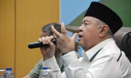 Diskusi Dialektika “Antara Tradisi dan Modernitas: Mampukah Pesantren Bertahan di Tengah Gempuran Globalisasi?”