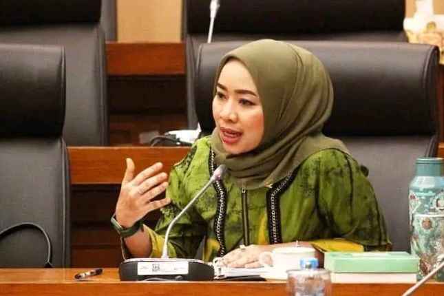 Komisi XII DPR : Banyak PR di Sektor Energi, ESDM Harus Lebih Progresif Komisi XII DPR : Banyak PR di Sektor Energi, ESDM Harus Lebih Progresif