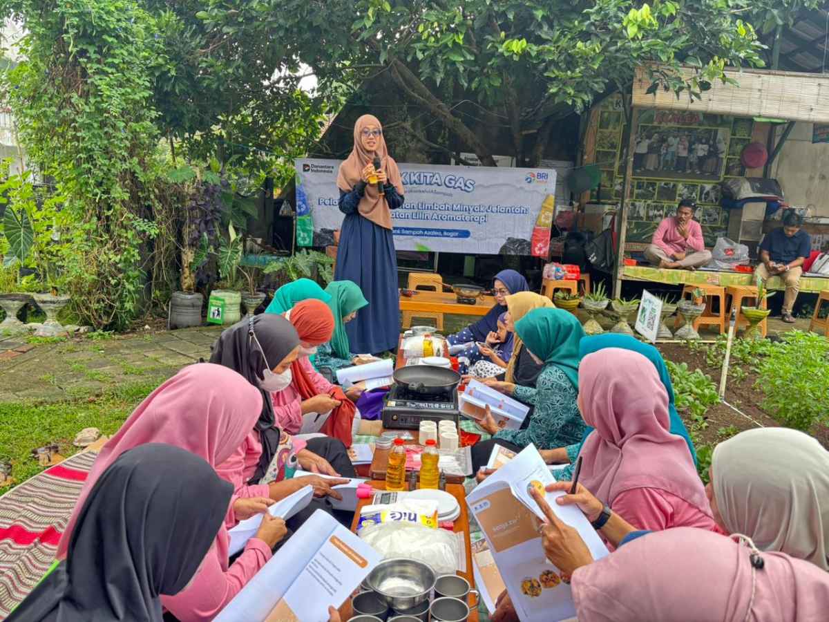 Jaga Lingkungan, BRI Peduli Gandeng Bank Sampah Bogor Olah Minyak Jelantah Jadi Sabun Jaga Lingkungan, BRI Peduli Gandeng Bank Sampah Bogor Olah Minyak Jelantah Jadi Sabun