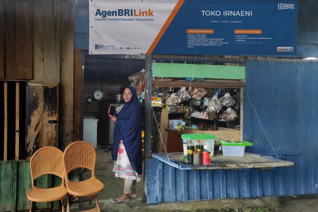 AgenBRILink “Irnaeni” Jadi Penghubung Akses Keuangan Komunitas Perempuan di Papua AgenBRILink “Irnaeni” Jadi Penghubung Akses Keuangan Komunitas Perempuan di Papua