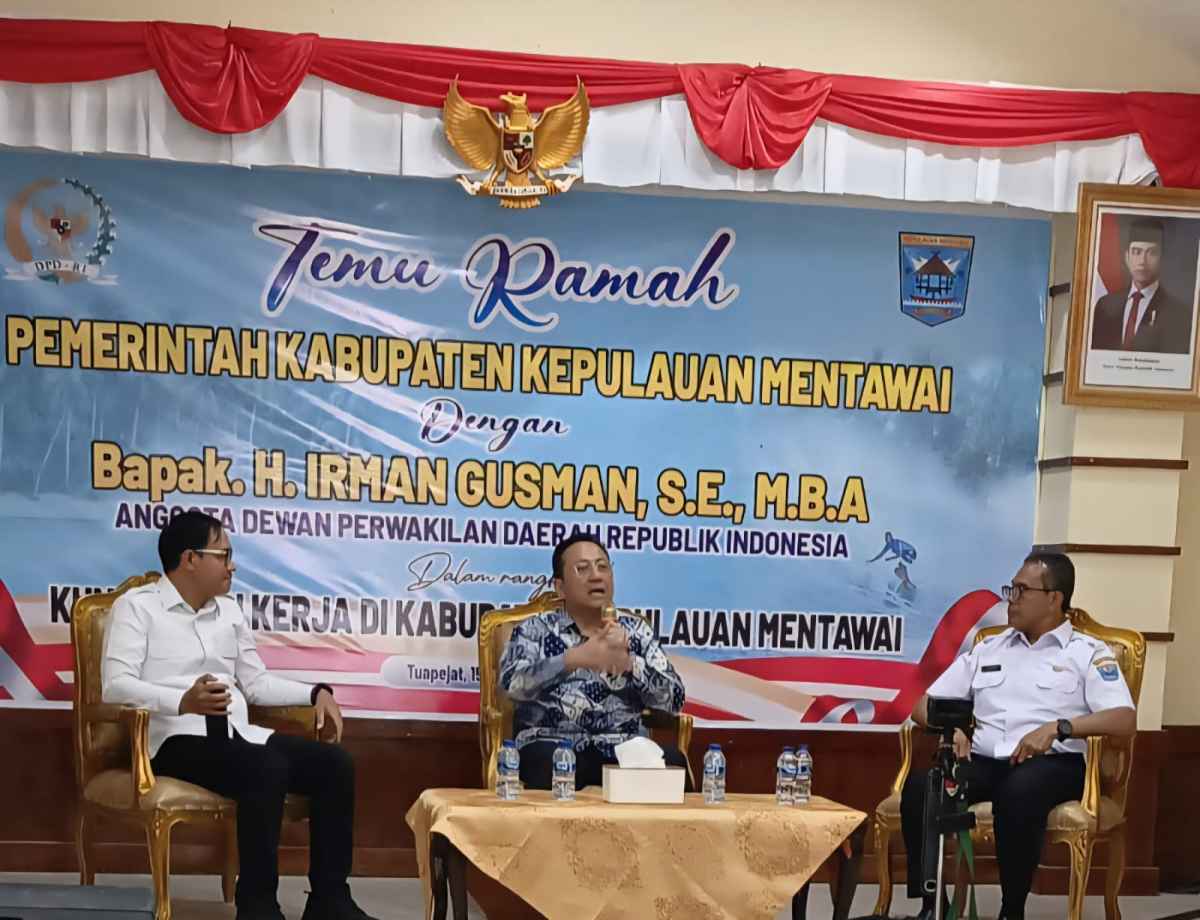 Irman: Pariwisata Mentawai Bisa Jadi Ikon Wisata Dunia Irman: Pariwisata Mentawai Bisa Jadi Ikon Wisata Dunia
