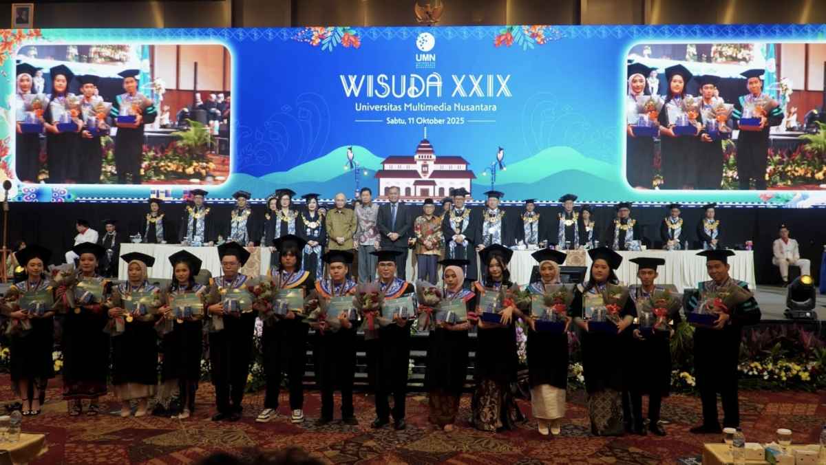Wisuda XXIX UMN: Alumni Harus Hadapi Tantangan Global AI & Sustainability
