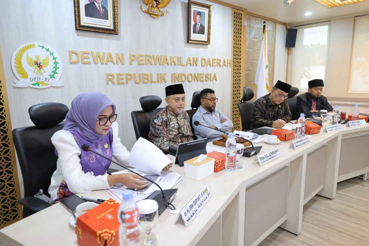 Komite III DPD RI Dorong Pemerataan Akses dan Reformasi Pendidikan Nasional Komite III DPD RI Dorong Pemerataan Akses dan Reformasi Pendidikan Nasional