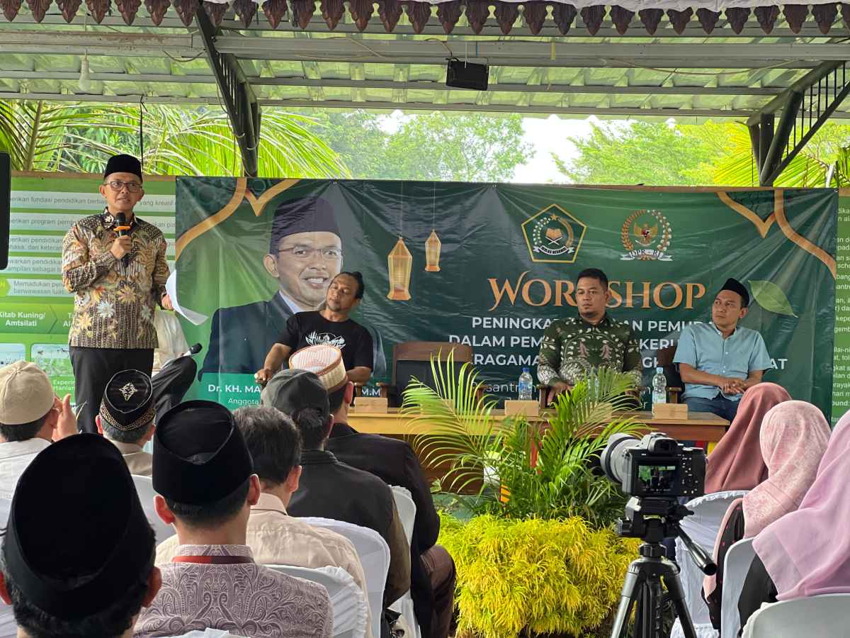 Kiai Maman Imanulhaq: Pemuda Zaman Now Harus Jadi Influencer Kerukunan