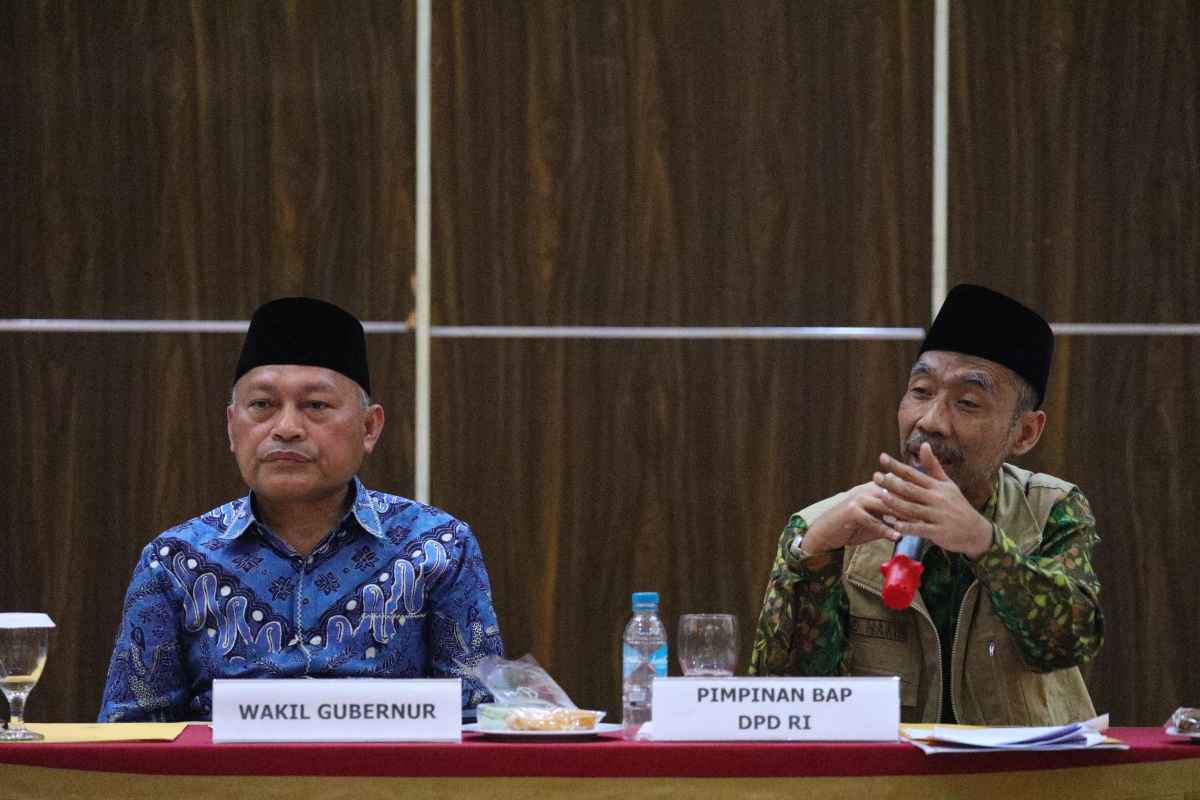 BAP DPD RI Kawal Penuntasan Kasus Tanah Lingkar Bandara Leo Wattimena BAP DPD RI Kawal Penuntasan Kasus Tanah Lingkar Bandara Leo Wattimena