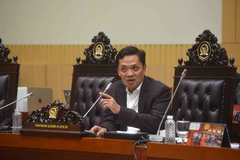 Habiburokhman: Komisi III DPR Akan Bentuk Panja Reformasi Polri, Kejaksaan, dan Pengadilan Habiburokhman: Komisi III DPR Akan Bentuk Panja Reformasi Polri, Kejaksaan, dan Pengadilan