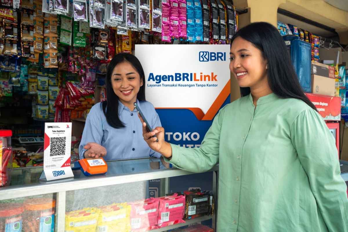 Hadir 130 Tahun, BRI Layani Rakyat Lewat 7.405 Kantor dan 1,2 Juta AgenBRILink Hadir 130 Tahun, BRI Layani Rakyat Lewat 7.405 Kantor dan 1,2 Juta AgenBRILink