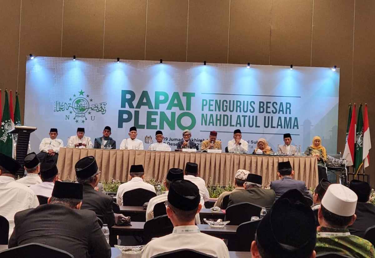 Menag Hadiri Rapat Pleno PBNU, Aktivis NU: Isyarat Dukungan Pemerintah, Konflik Berakhir Menag Hadiri Rapat Pleno PBNU, Aktivis NU: Isyarat Dukungan Pemerintah, Konflik Berakhir