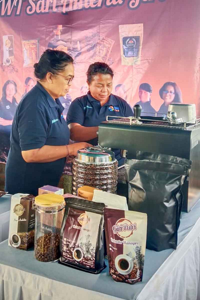 Inspirasi Hari Ibu, BRI Peduli Perkuat Peran Ibu Penggerak Usaha Perempuan melalui Program AURA 