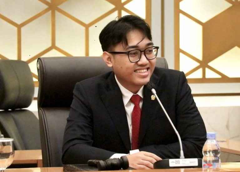 85 % Sekolah Siap Beroperasi, Komisi X DPR Minta Prioritaskan Pemulihan Mental Siswa Korban Bencana