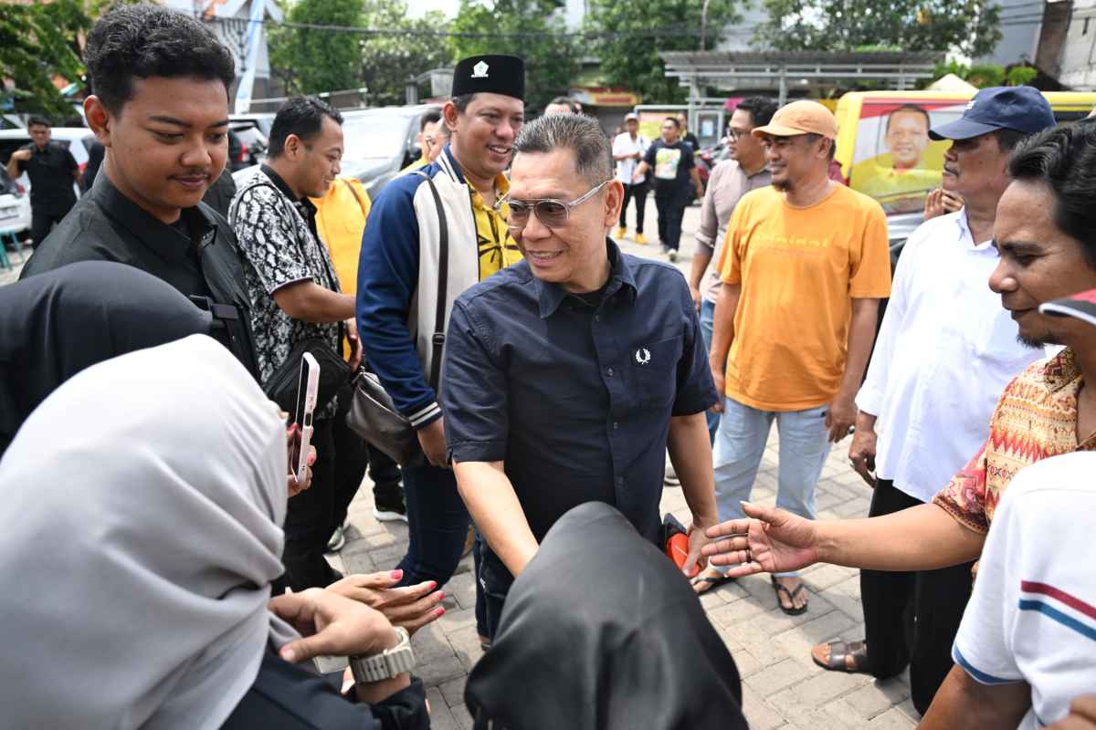 Pastikan Akses Pendidikan Merata, Waka DPR Adies Kadir Salurkan Bantuan PIP di Sidoarjo Pastikan Akses Pendidikan Merata, Waka DPR Adies Kadir Salurkan Bantuan PIP di Sidoarjo