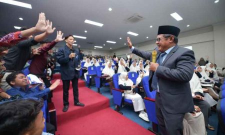 Literasi Keuangan Syariah Butuh Peran Serta Santri