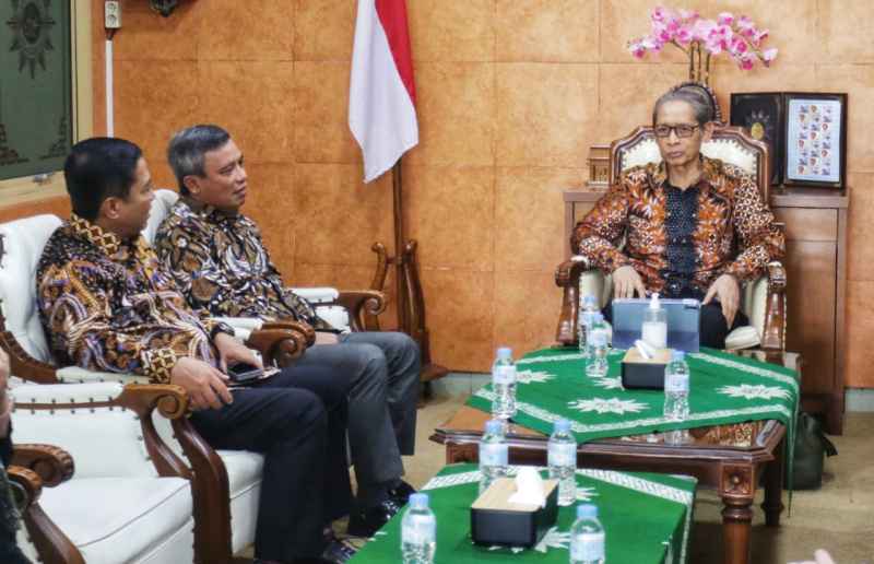 BTN Peduli Bersinergi Bersama Muhammadiyah Salurkan Bantuan Untuk Korban Banjir Di Sumatera