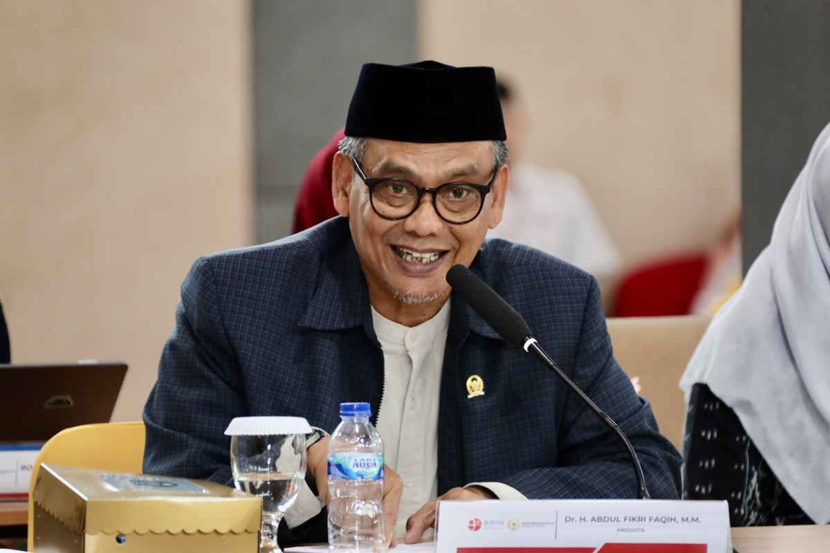 Komisi X DPR Apresiasi Kehadiran Mendikdasmen di Lokasi Bencana pada Hari Masuk Sekolah