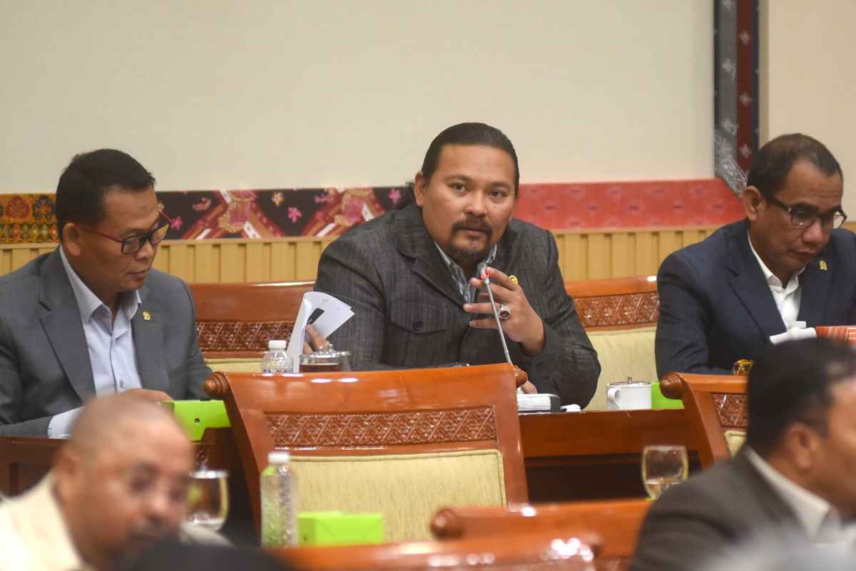 Martin D. Tumbelaka Komisi III DPR: Reformasi Polri Itu Harus dari Internal