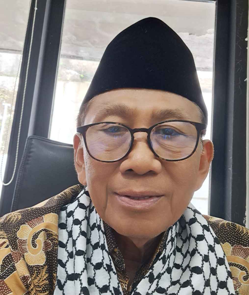 Antara Persatuan dan Keadilan Sosial Bagi Seluruh Rakyat Indonesia Antara Persatuan dan Keadilan Sosial Bagi Seluruh Rakyat Indonesia