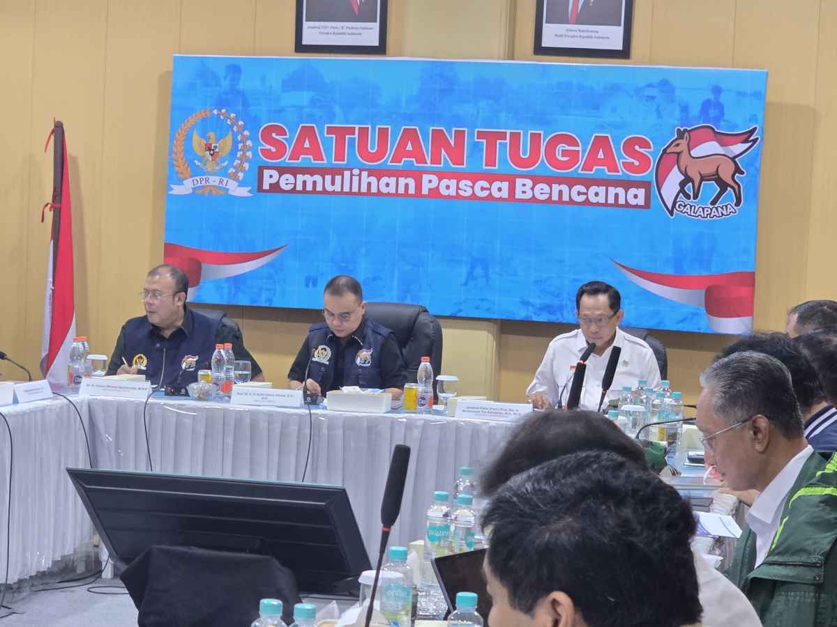 Rakor Satgas Pemulihan Pascabencana DPR Tekankan Mendagri Tito Eksekusi di Lapangan