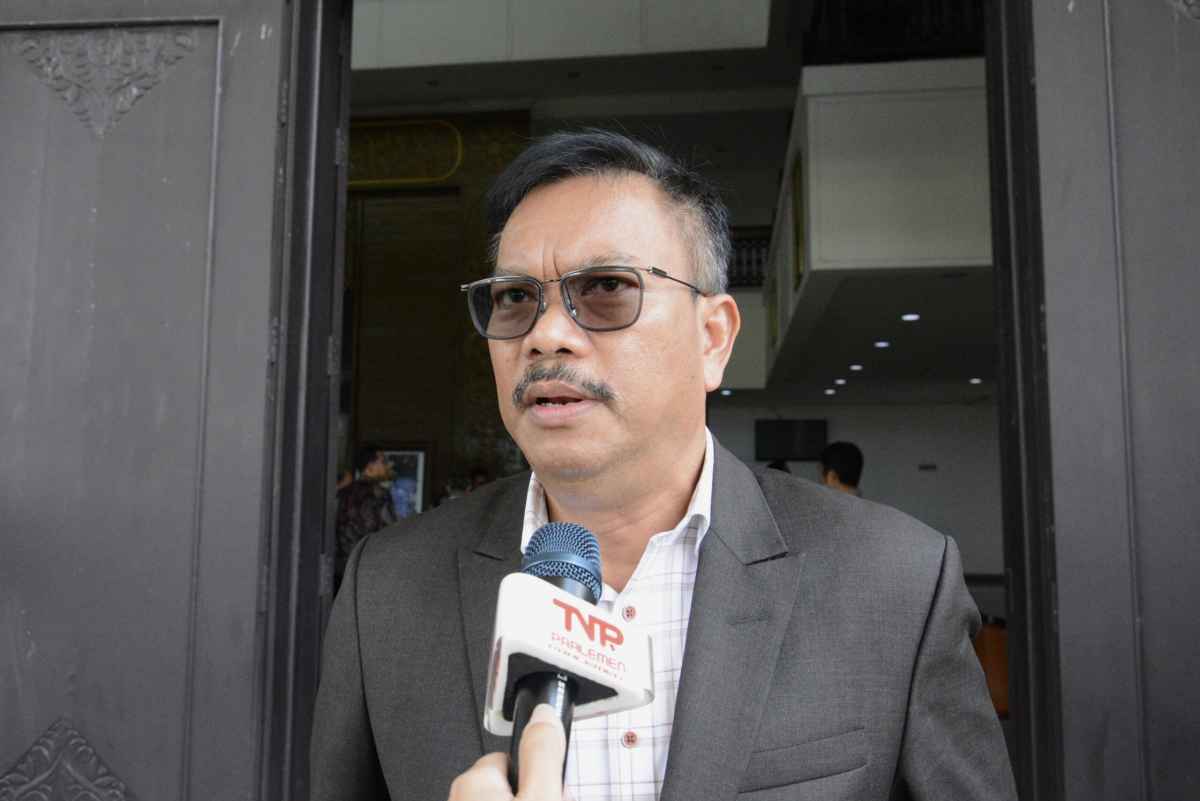 Legislator Komisi IX DPR Dorong THR Diberikan H-14 untuk Dongkrak Ekonomi Masyarakat Legislator Komisi IX DPR Dorong THR Diberikan H-14 untuk Dongkrak Ekonomi Masyarakat